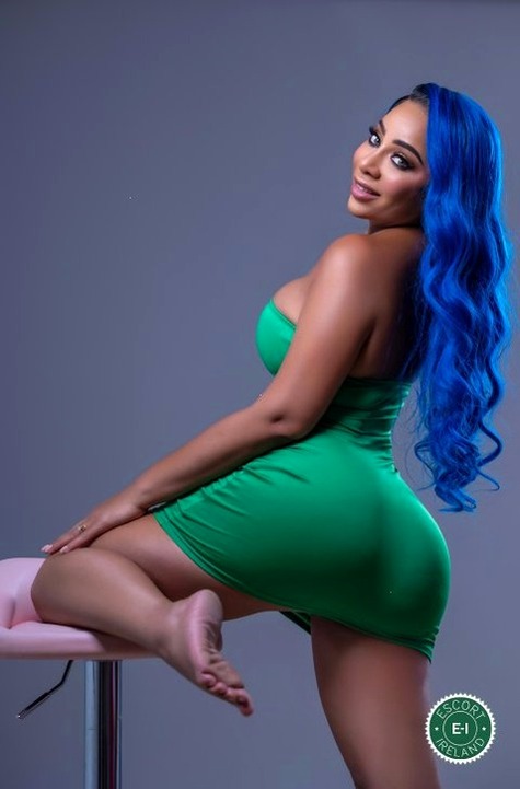 Natally Hot