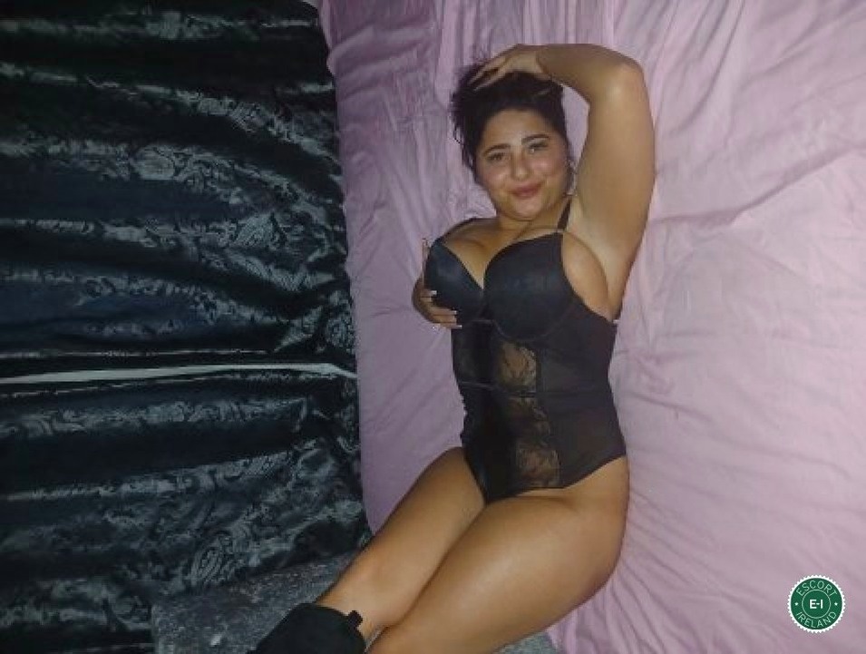 Sarah Hot